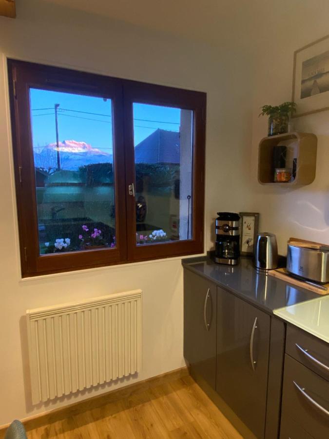 Appartement Au Calme Avec Vue Sur Les Montagnes. Sevrier Luaran gambar