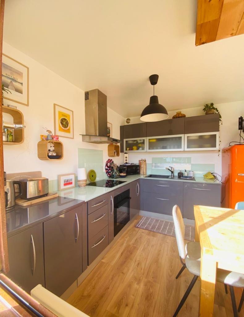 Appartement Au Calme Avec Vue Sur Les Montagnes. Sevrier Luaran gambar